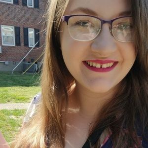 Meet your Posher, Kathryn